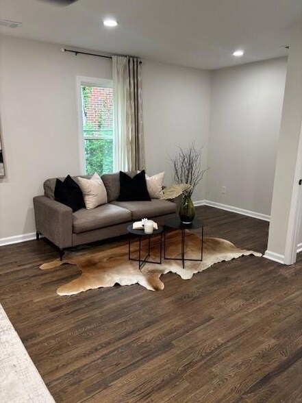 Building Photo - 2349 Ousley Ct