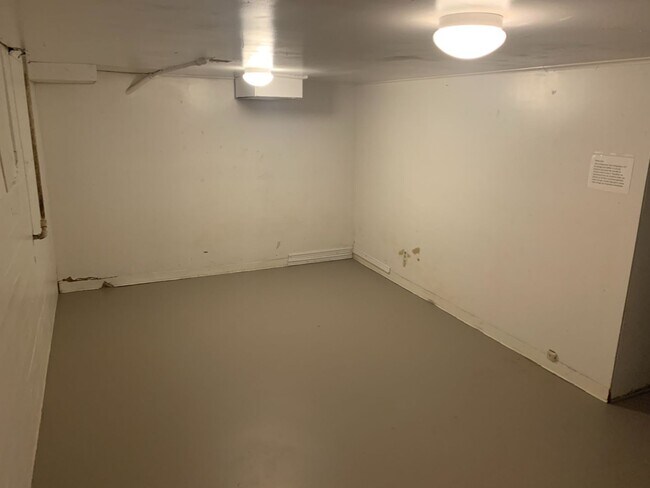 Building Photo - Dorway Place
