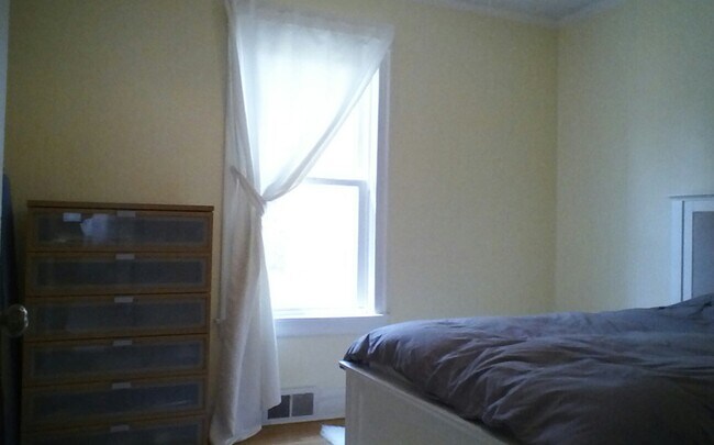 Bedroom 1 - 1121 Washington St