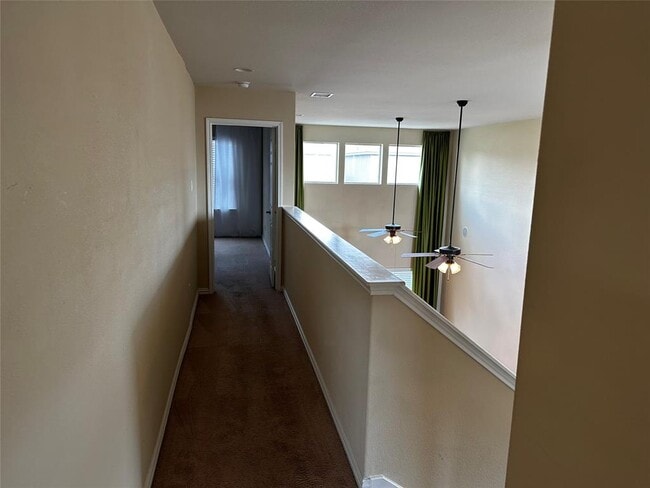 Building Photo - 16105 Travesia Way