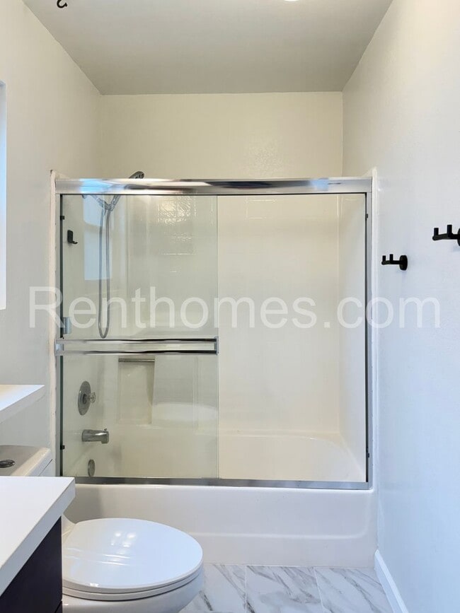 Building Photo - Santee, 9649 Mast Blvd, 12 Solar Panels, Quartz Counters, Dual Pane Windows, AC, 2 Car Garage wit...