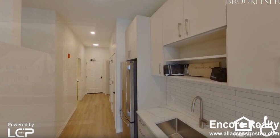 Building Photo - 5 Washington St