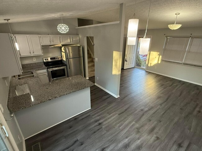 Building Photo - 7785 Kiowa Way