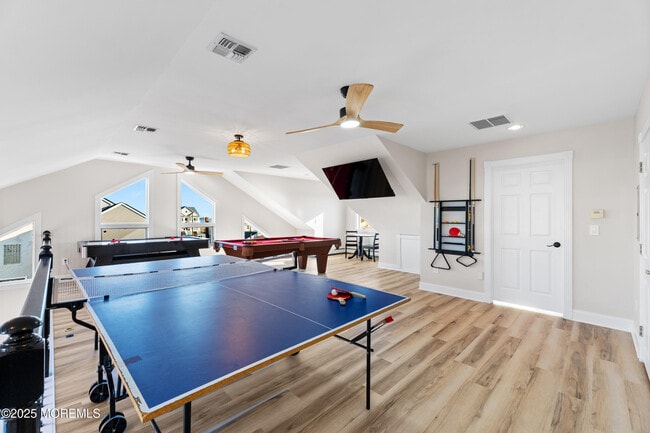 Building Photo - 3456 E Thistle Ave