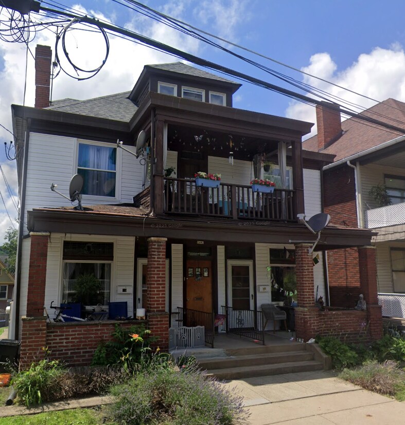 Building Photo - 712 Herron Ave