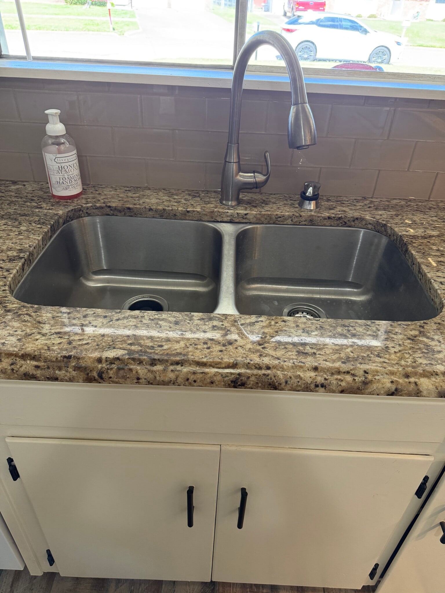 Sink - 536 Sherwood Ln