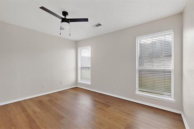 Building Photo - 2864 Hampshire Ln