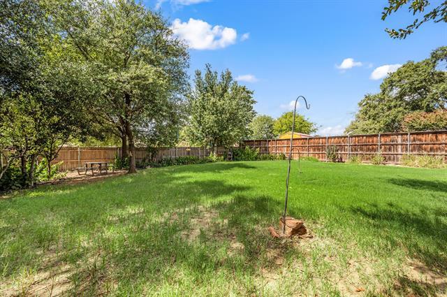 Building Photo - 7333 Meadowbrook Dr