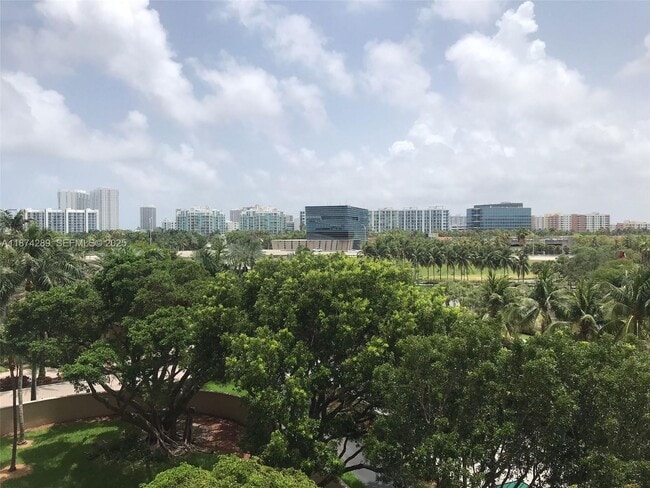 Building Photo - 19501 W Country Club Dr