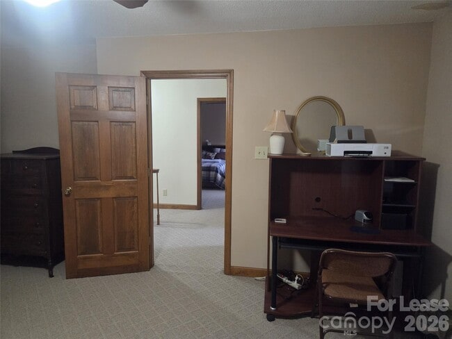 Building Photo - 1568 Triplett Rd