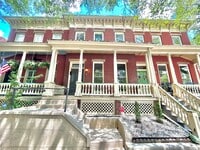 Building Photo - 2616 E Franklin St