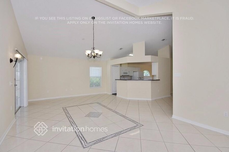 Building Photo - 820 Brightview Dr