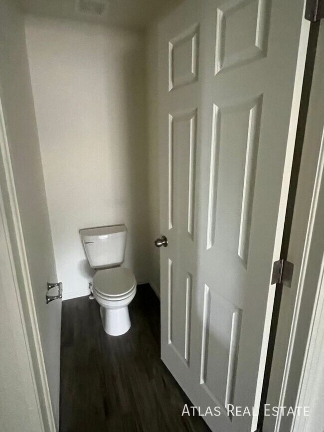 Building Photo - 17704 E 103rd Ave