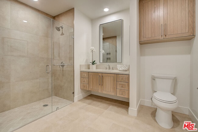 Building Photo - 17325 Castellammare Dr