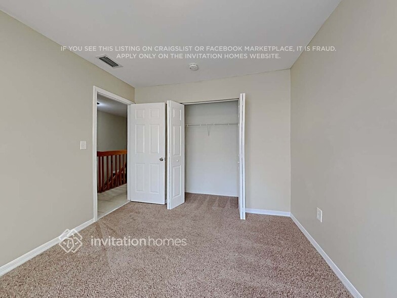 Building Photo - 15008 SW 112th Ln