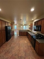 Building Photo - 200 W North Loop Blvd