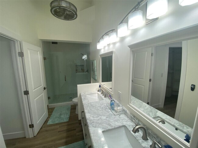 Building Photo - 2286 Anchorage Ln