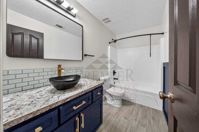 Building Photo - 4261 Valley Crest Dr