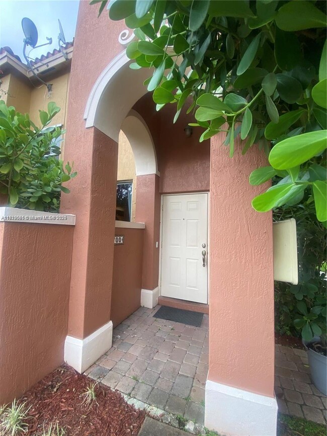 Building Photo - 700 SW 106th Ave