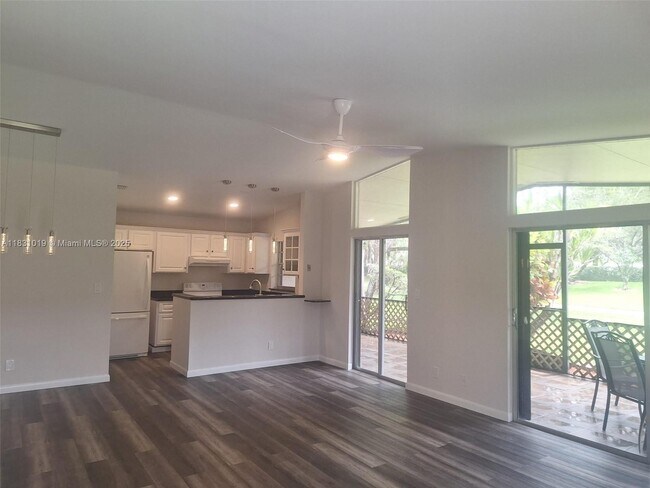 Building Photo - 22280 Timberly Dr