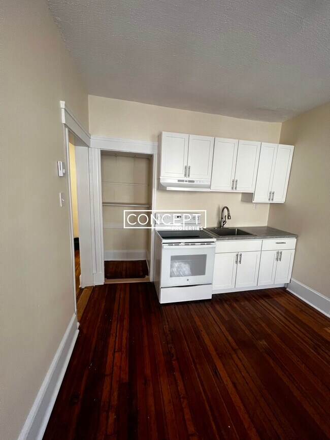 Building Photo - 883A Huntington Ave. Unit 7B