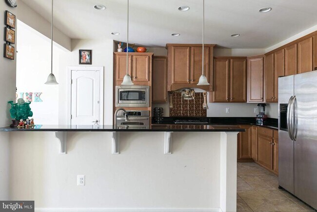 Building Photo - 42607 Offenham Terrace