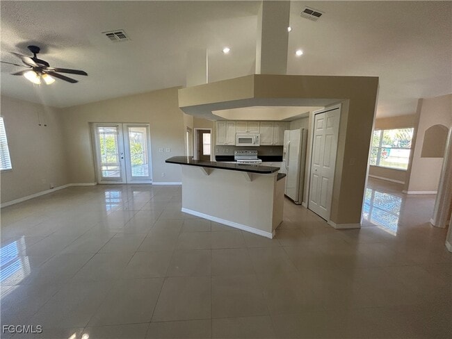 Building Photo - 3516 SW 15th Pl