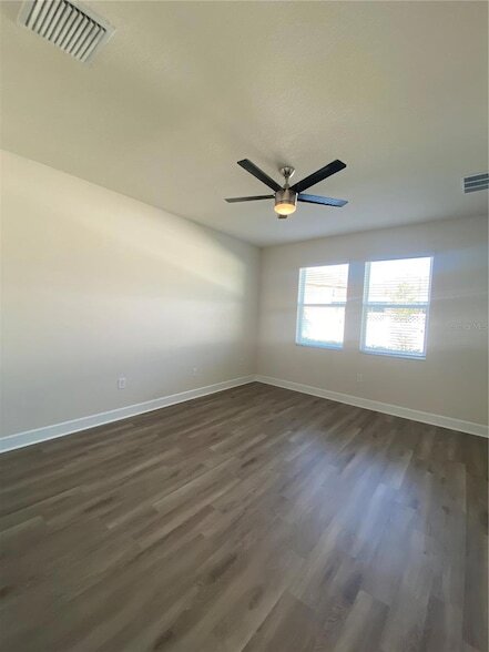 Building Photo - 33207 Whisper Pointe Dr