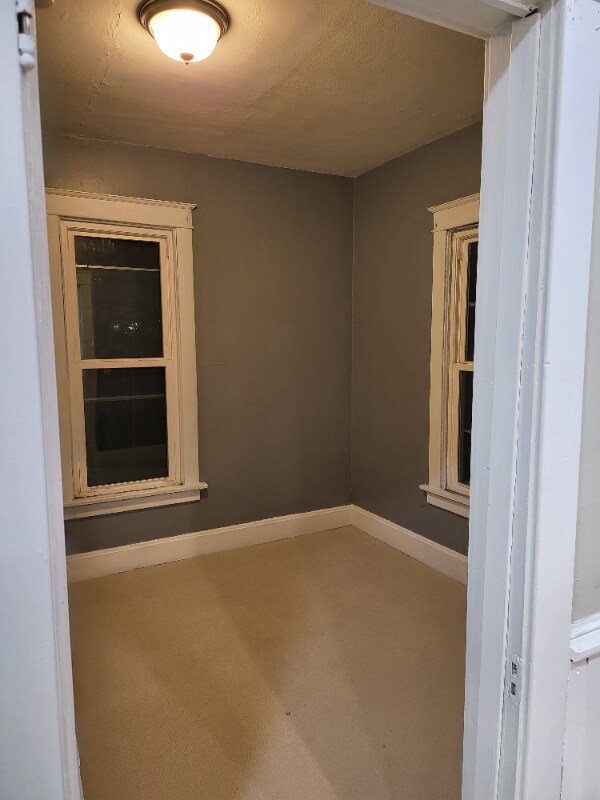 Building Photo - 1405 7th Ave