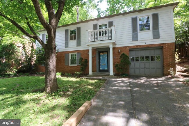Building Photo - 6703 Rannoch Rd