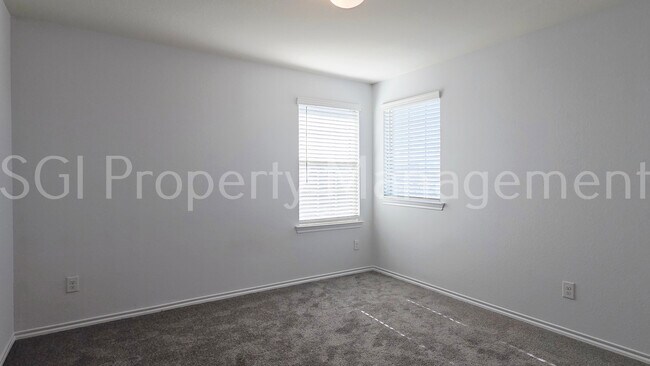 Building Photo - 1212 Bronze Ln