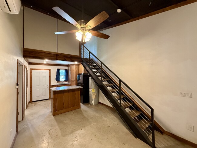 Building Photo - 155 Fawn Cir