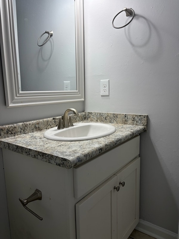 Building Photo - 2052 Darnell Cir