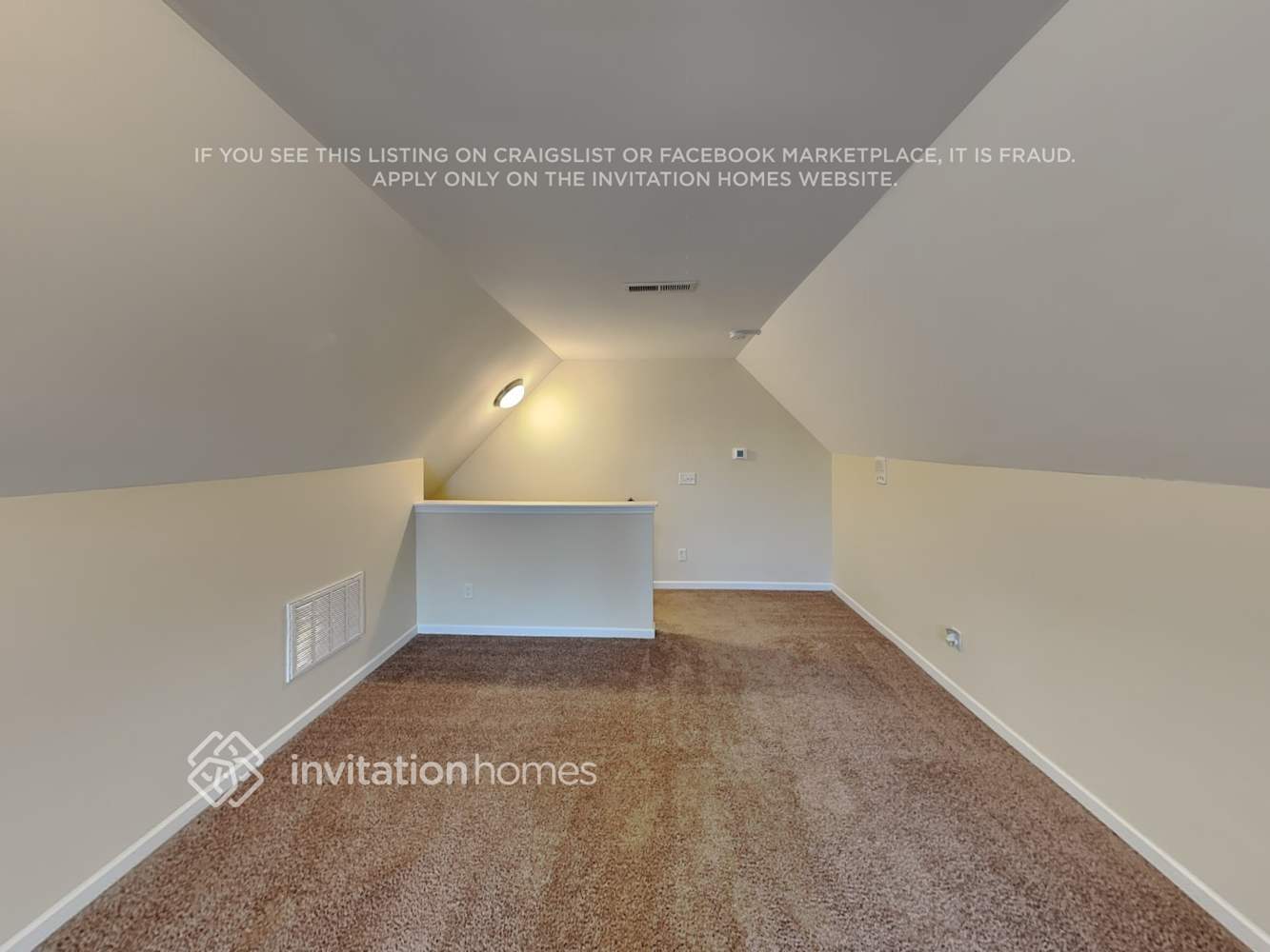 Building Photo - 200 Augustus Lane