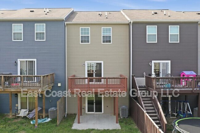 Building Photo - 202 Magellan Dr