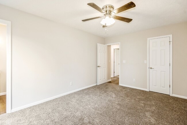 Building Photo - 3-Bedroom Retreat with 2 Full Baths in Fay...