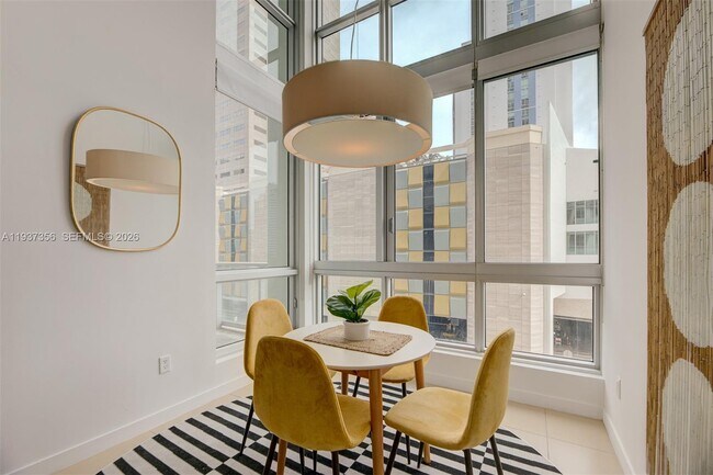 Building Photo - 300 S Biscayne Blvd