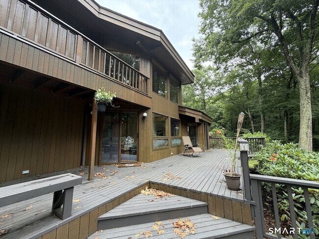 Building Photo - 278 Woodchuck Ln