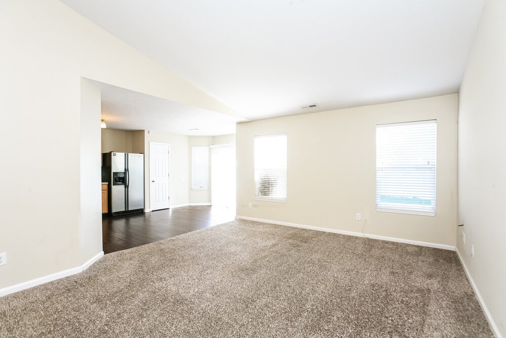 Building Photo - 12344 Deerview Dr