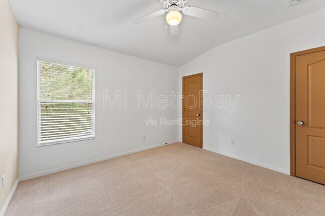 Building Photo - 5873 Fishhawk Ridge Dr