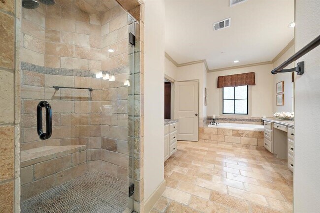 Building Photo - 1308 Lake Pointe Pkwy