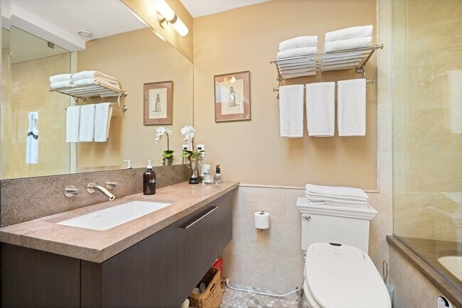 Building Photo - 95 Beacon St