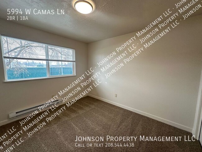 Building Photo - 5994 W Camas Ln