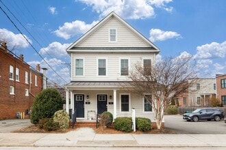 Building Photo - 408 N Robinson St