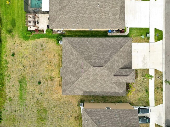 Building Photo - 16514 Delia St