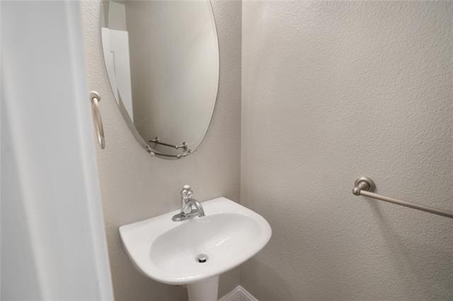 Building Photo - 613 Jamboree Way