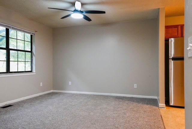 Building Photo - 4210 Wilkesview Dr