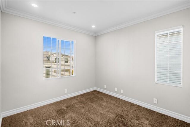 Building Photo - 5356 Charlotta Dr