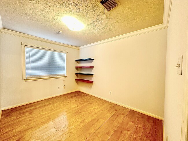 Building Photo - 17203 Valemist Ct