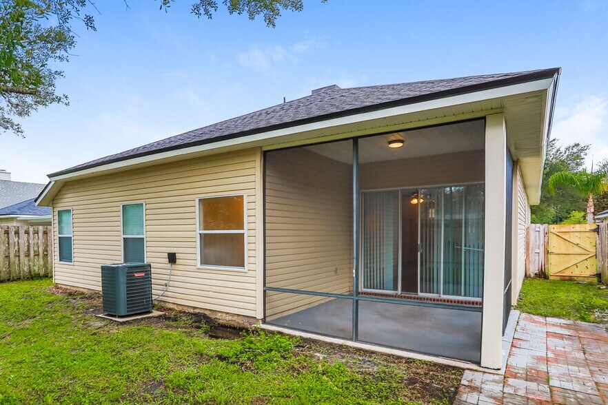 Building Photo - 1306 Ardmore St